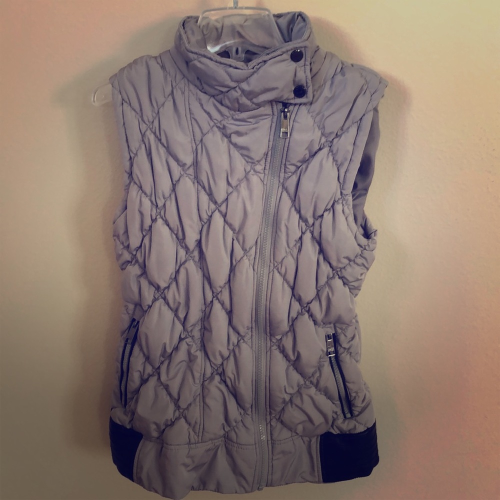 Perfect vest for fall🍂 Size Medium